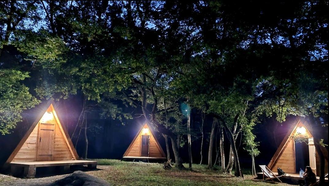 Wolf & Sheep Nature & Adventure พอดโกริกา ภายนอก รูปภาพ